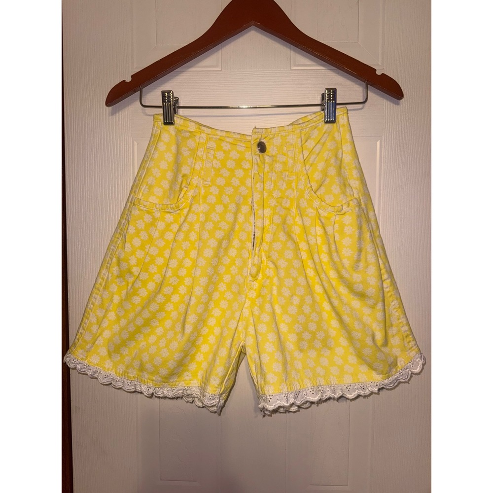 Gitano Vintage 80's 90s Yellow Floral Eyelet Lace Denim Shorts SZ 3/4 High Waist
